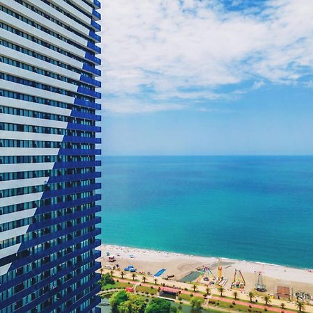 Sea View Orbi City Aparthotel บาทูมิ ภายนอก รูปภาพ