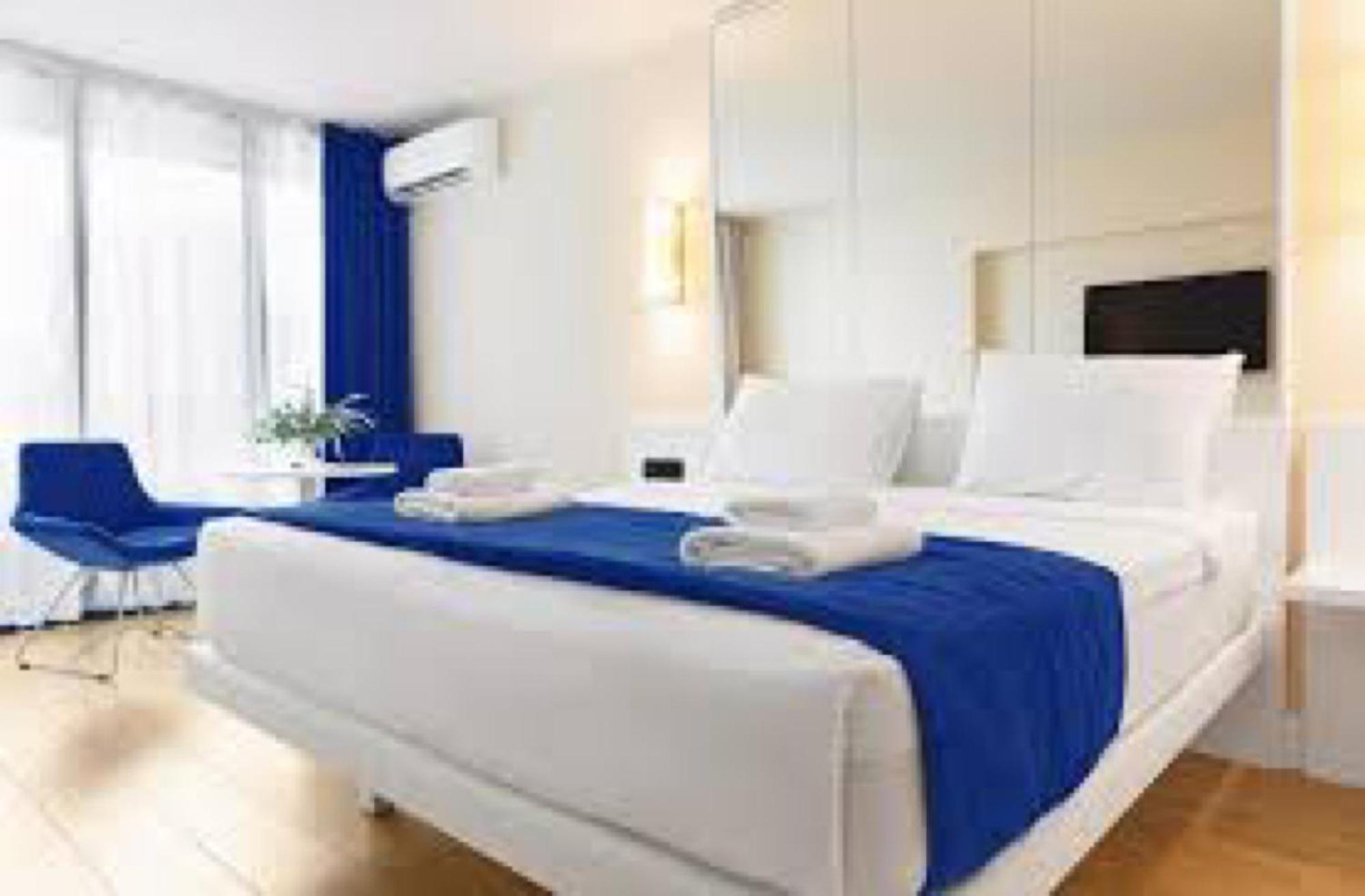 Sea View Orbi City Aparthotel บาทูมิ ภายนอก รูปภาพ